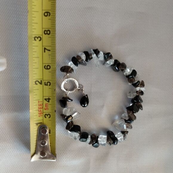HANDMADE Black & White Stones w/Silver Accents LUCK Circular Charm Stretchable - Picture 11 of 11